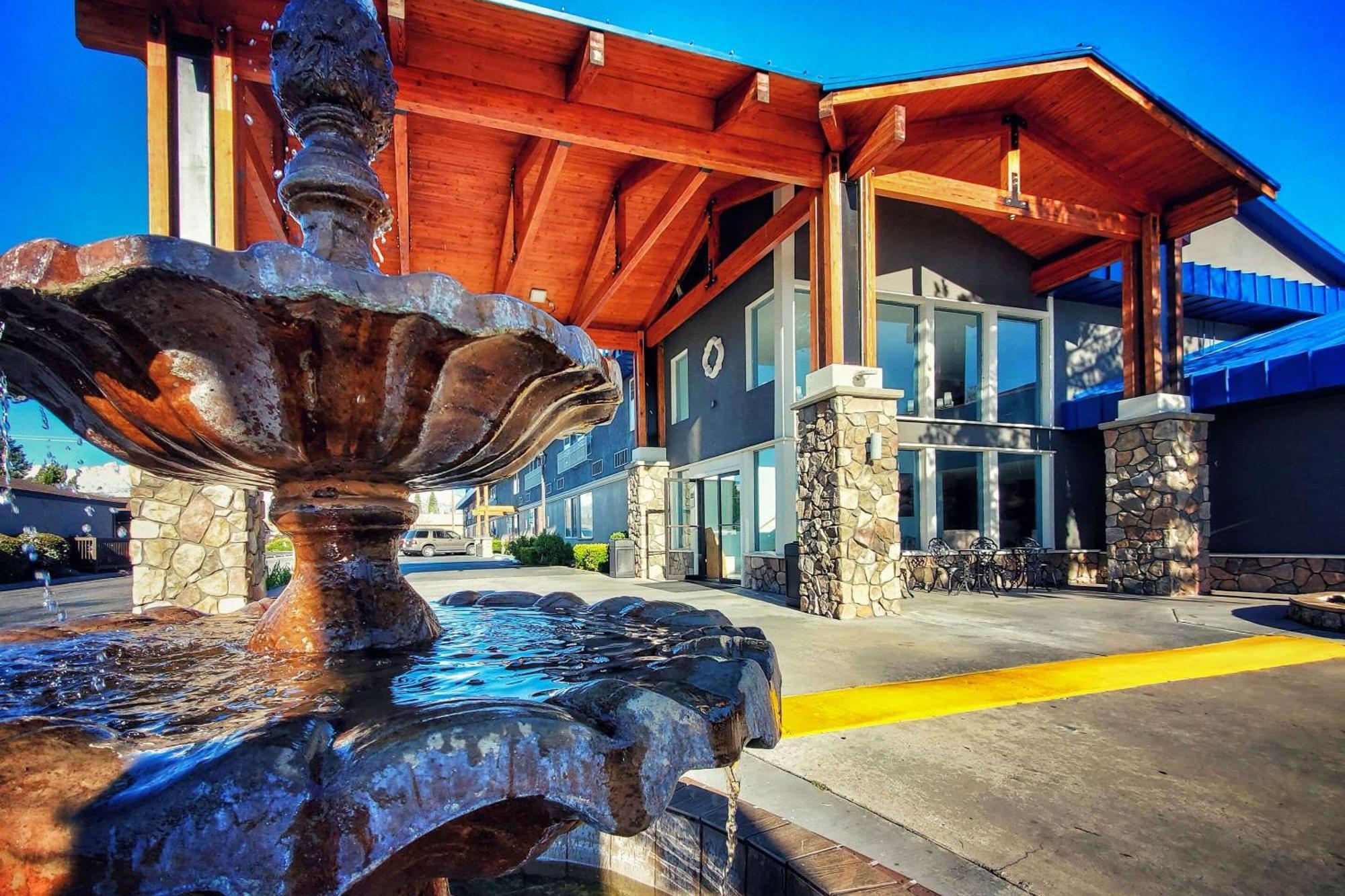 Cielo Hotel Bishop-Mammoth, Ascend Hotel Collection Екстериор снимка